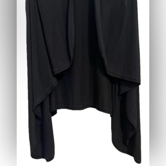 COLDWATER CREEK Open Front Vest Flowy Black Sleeveless Asymmetrical Hem One Size - Picture 6 of 9